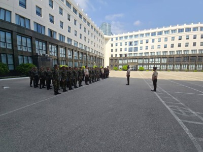 FHN Akademiyasının Kadrların yenidən hazırlığı və ixtisasartırma fakültəsininDYMX-nin yanğınsöndürənləri ilə keçirdiyi bir aylıq "İlkin hazırlıq" kursu başa çatmışdır.