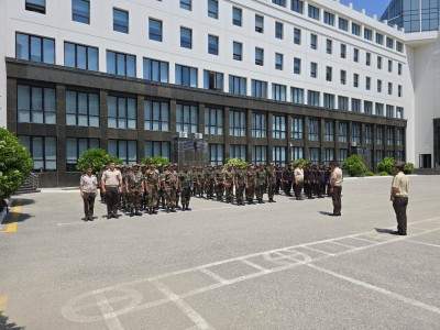 FHN Akademiyasının Kadrların yenidən hazırlığı və ixtisasartırma fakültəsi DYMX-nin yanğınsöndürənləri ilə "İlkin hazırlıq" kursuna başlamışdır.