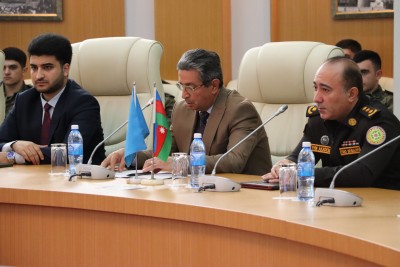 FHN Akademiyasında “Gənclərin hüquq və vəzifələri: məsuliyyətli vətəndaş olmaq” mövzusunda dəyirmi masa keçirilib.